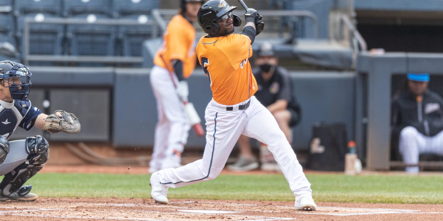 Oscar Gonzalez hits walk-off homer; RubberDucks top Rumble Ponies 5-4