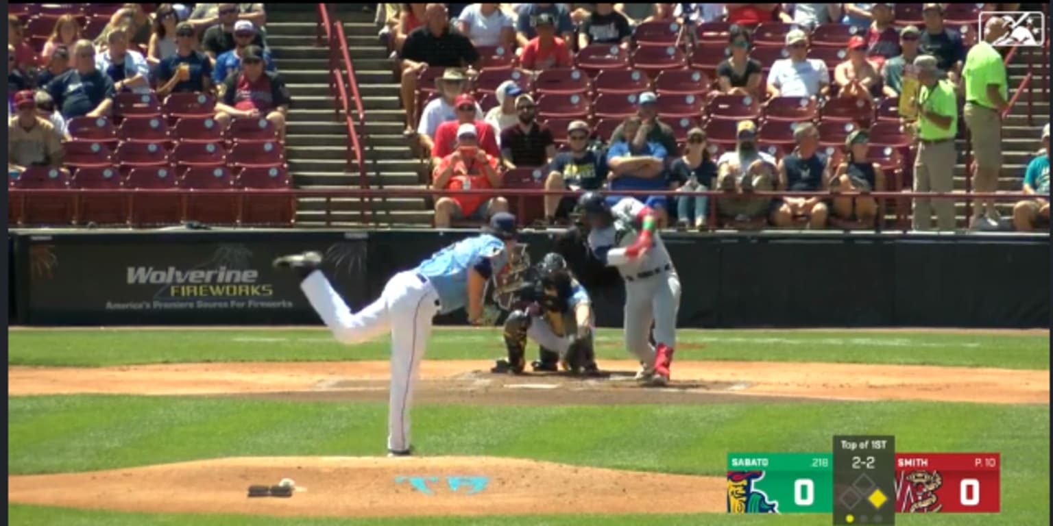 Cedar Rapids Kernels - Cedar Rapids Kernels first baseman Aaron