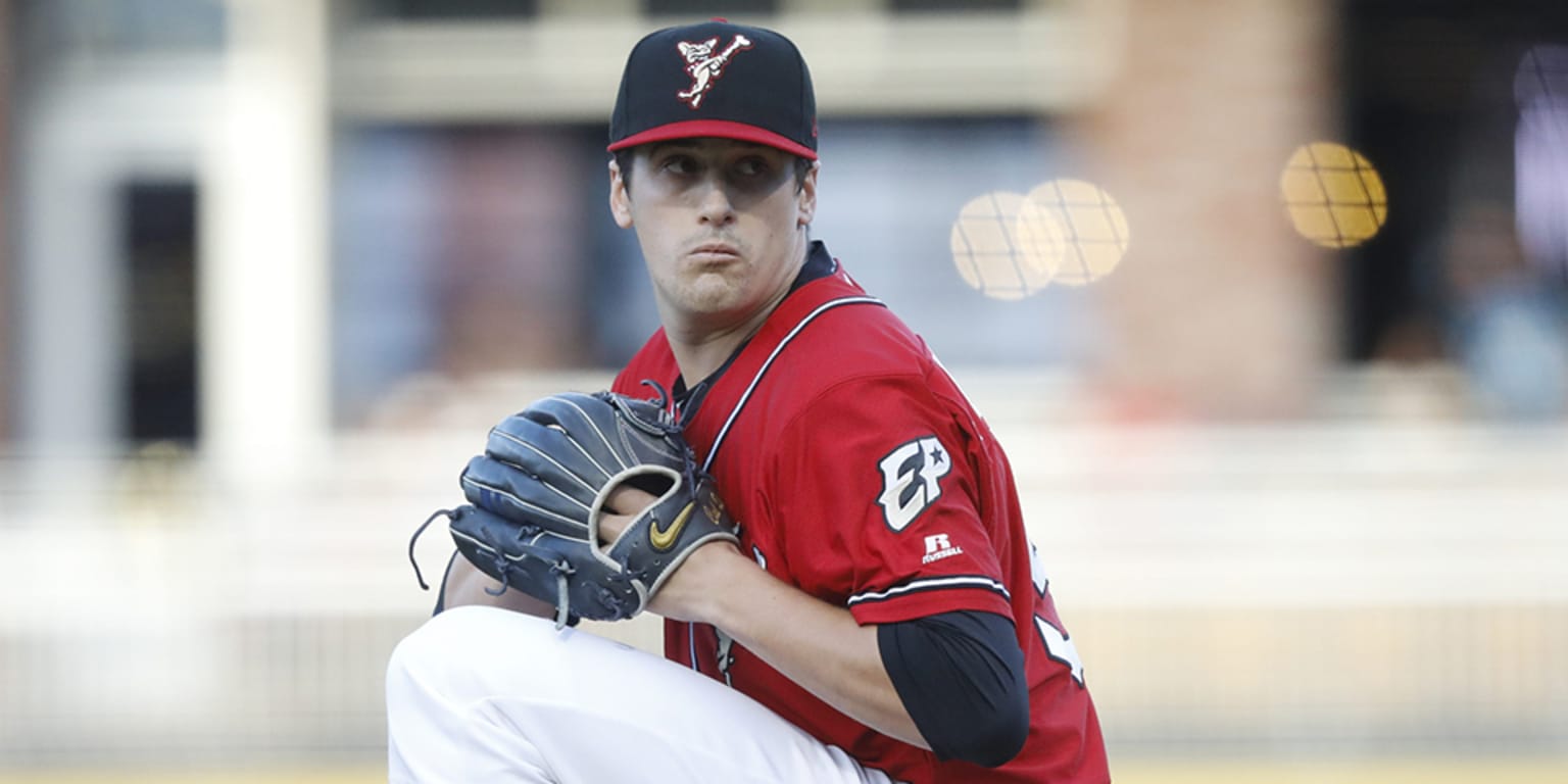 Padres sign first-round pick Cal Quantrill