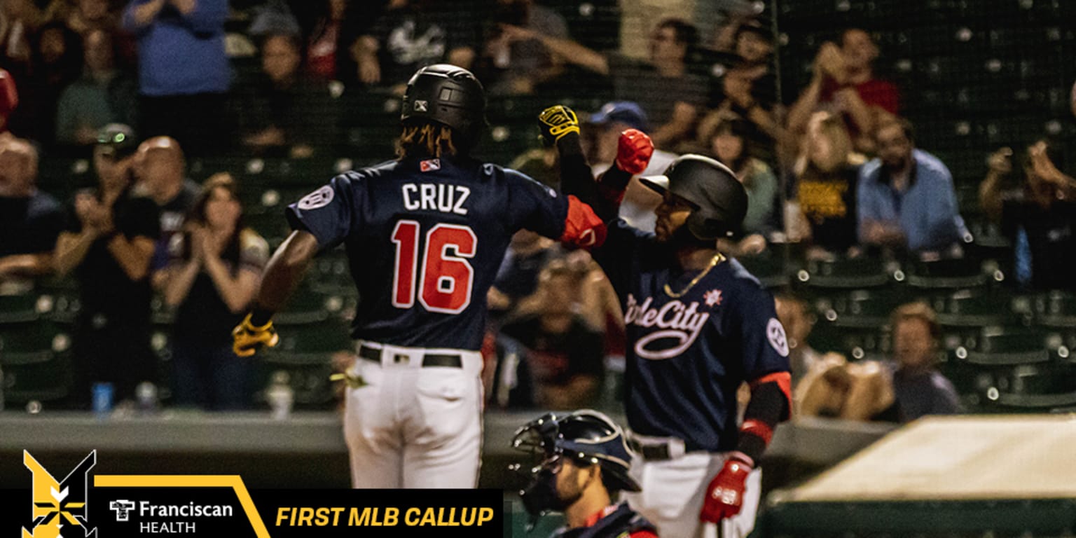 Oneil Cruz is the first 6-foot-7 shortstop you've ever seen. He