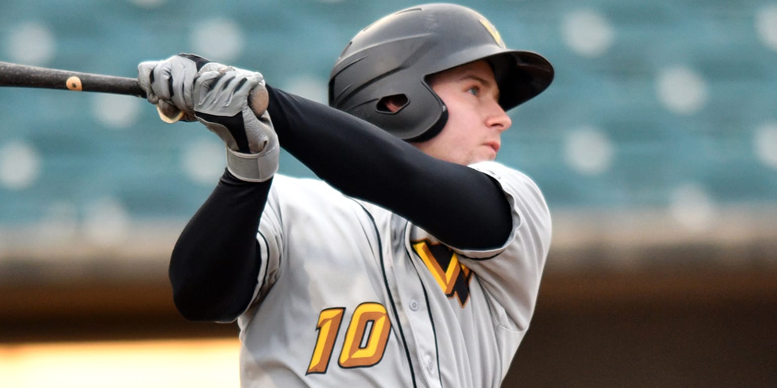 Seattle Mariners outfielder, Wisconsin native Jarred Kelenic in photos