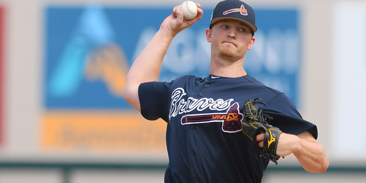 Mike Soroka hurls Braves past Padres