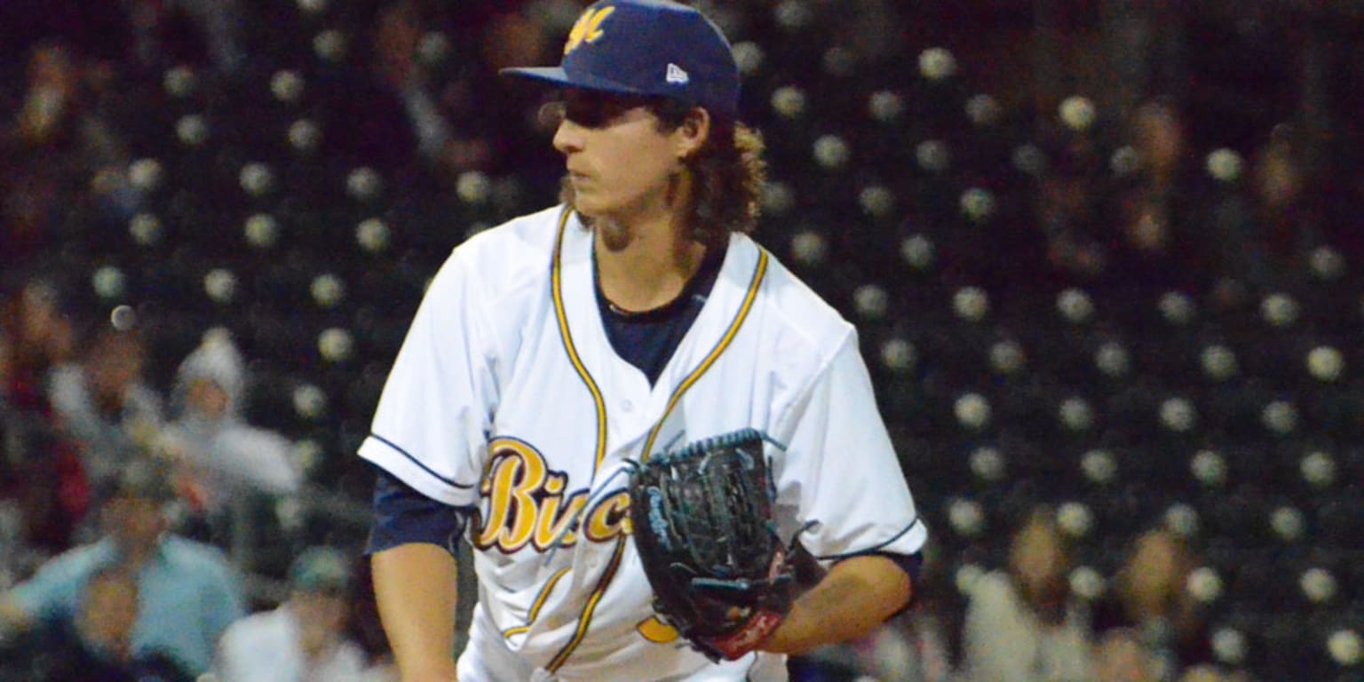 Brent Honeywell earns his first MLB win