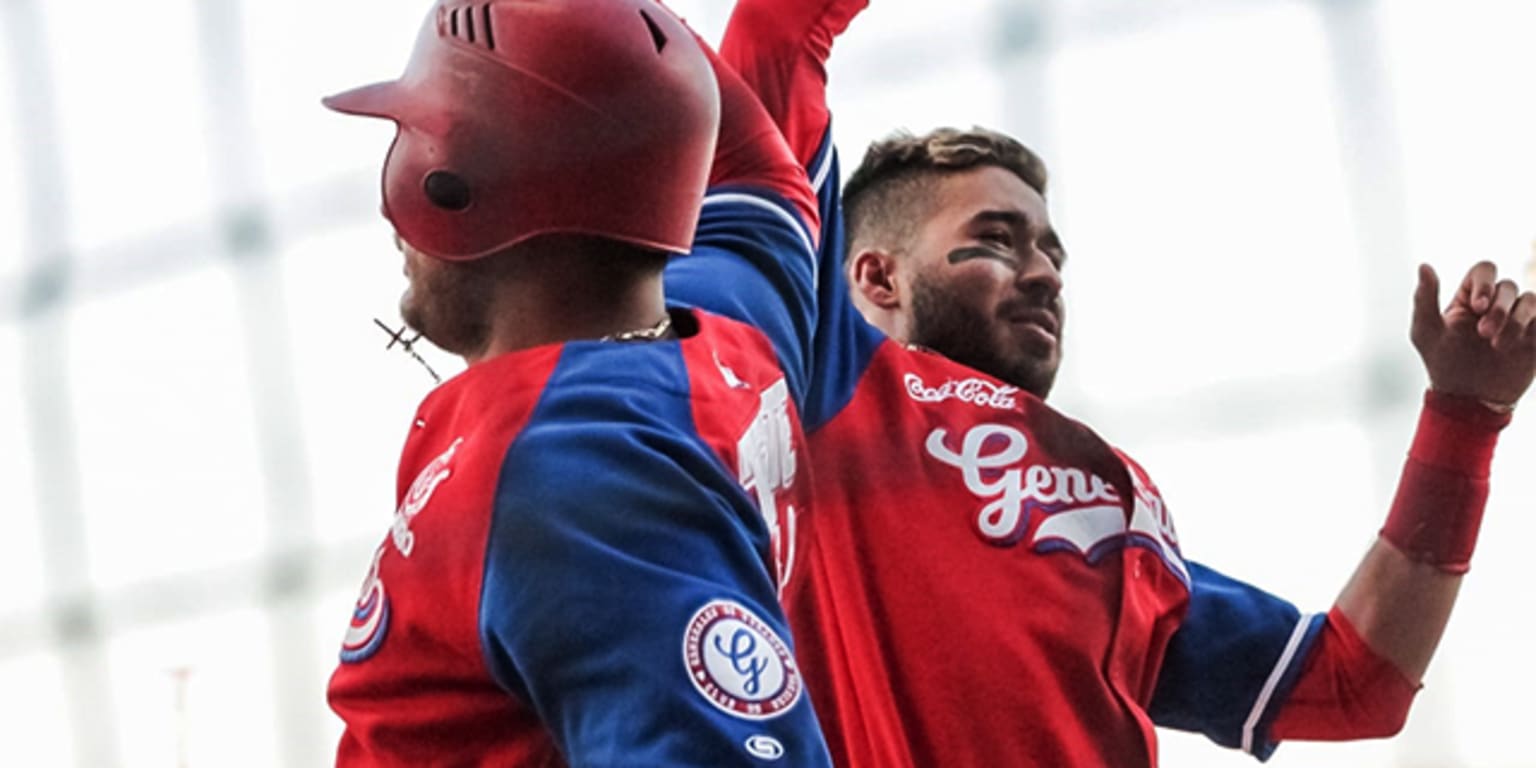 Generales gana en debut de Efrén Espinoza