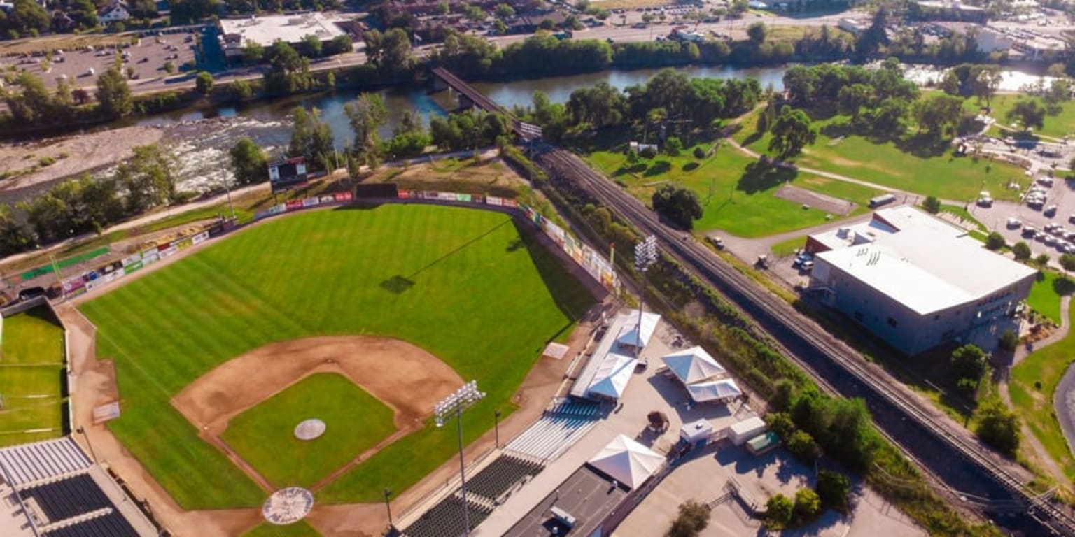 The Sammy B Show Enthralls Missoula Crowd | MiLB.com