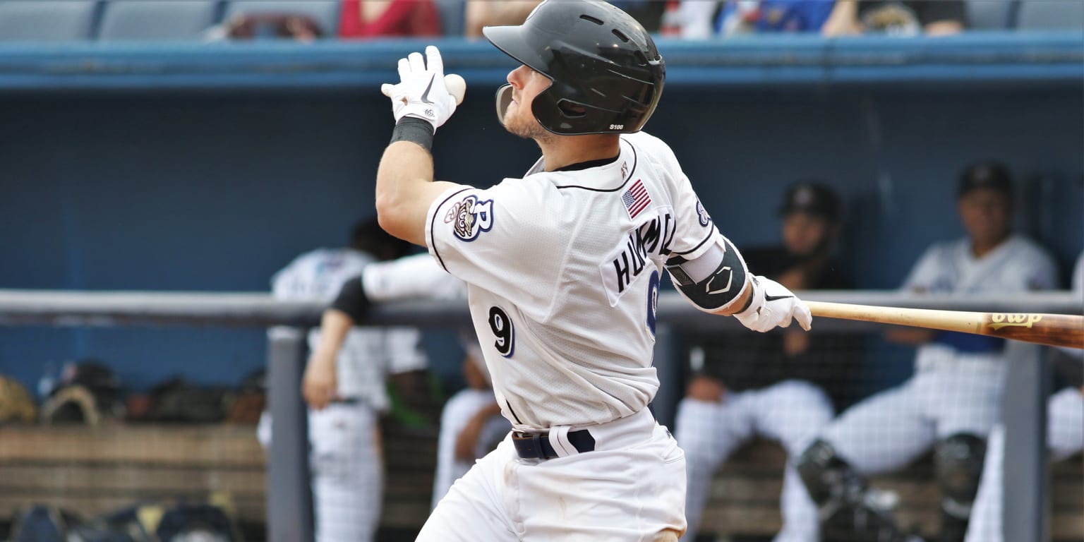Catchers Balk Helps Shuckers Take Opener From Biscuits