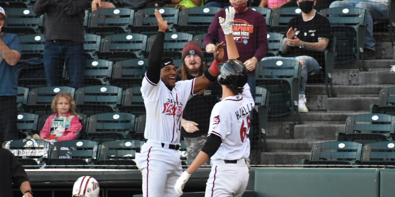 Squirrels offense erupts in win over Yard Goats - Vimarsana News