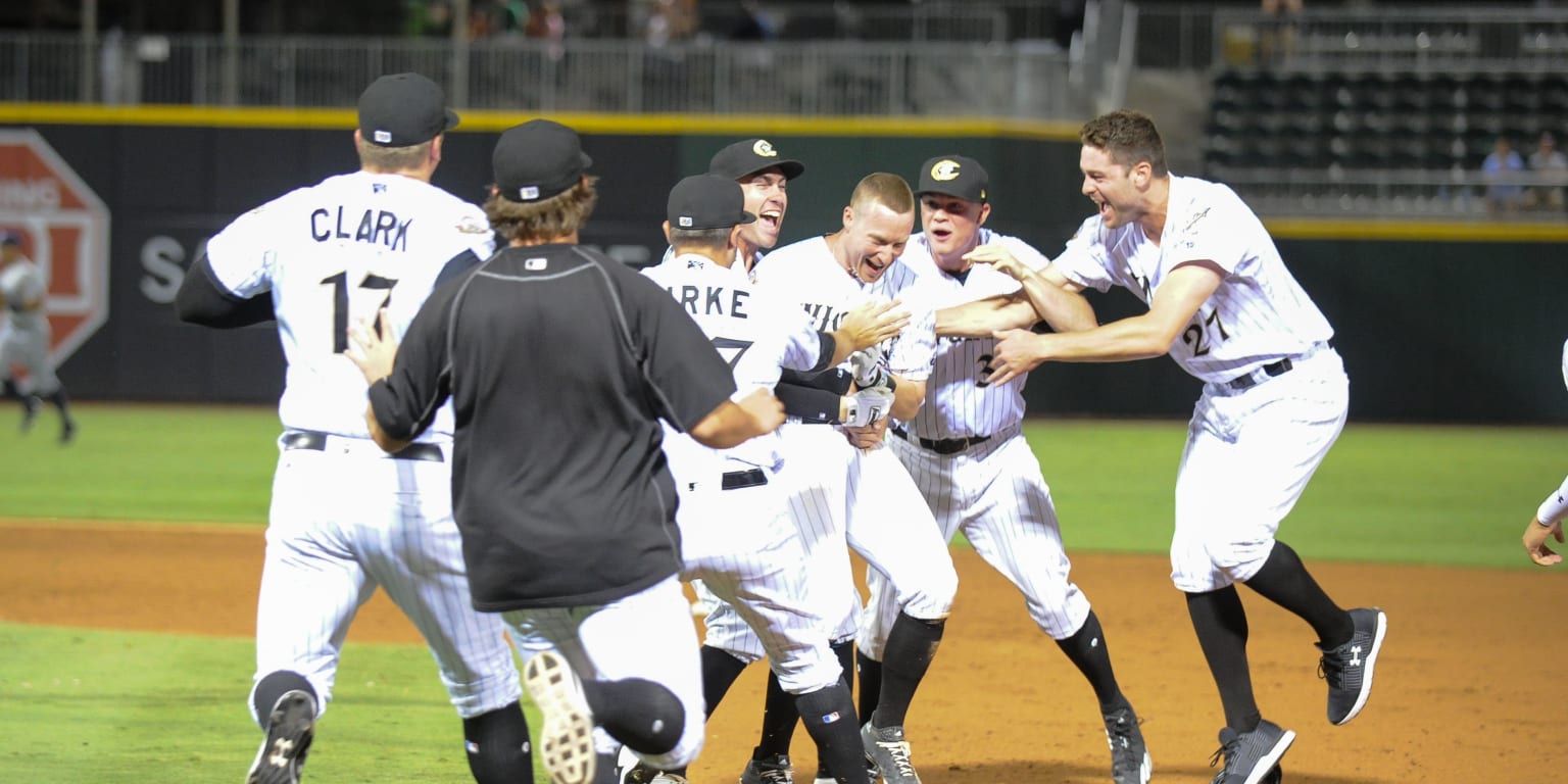 Knights Walk-off With Thrilling 7-6 Win Wednesday 