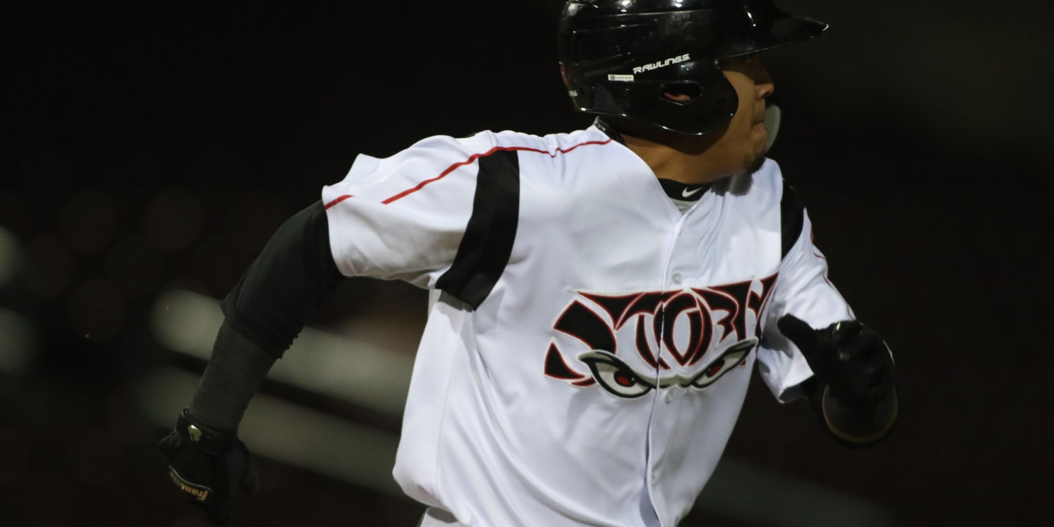 Kelvin Melean Has Big Night