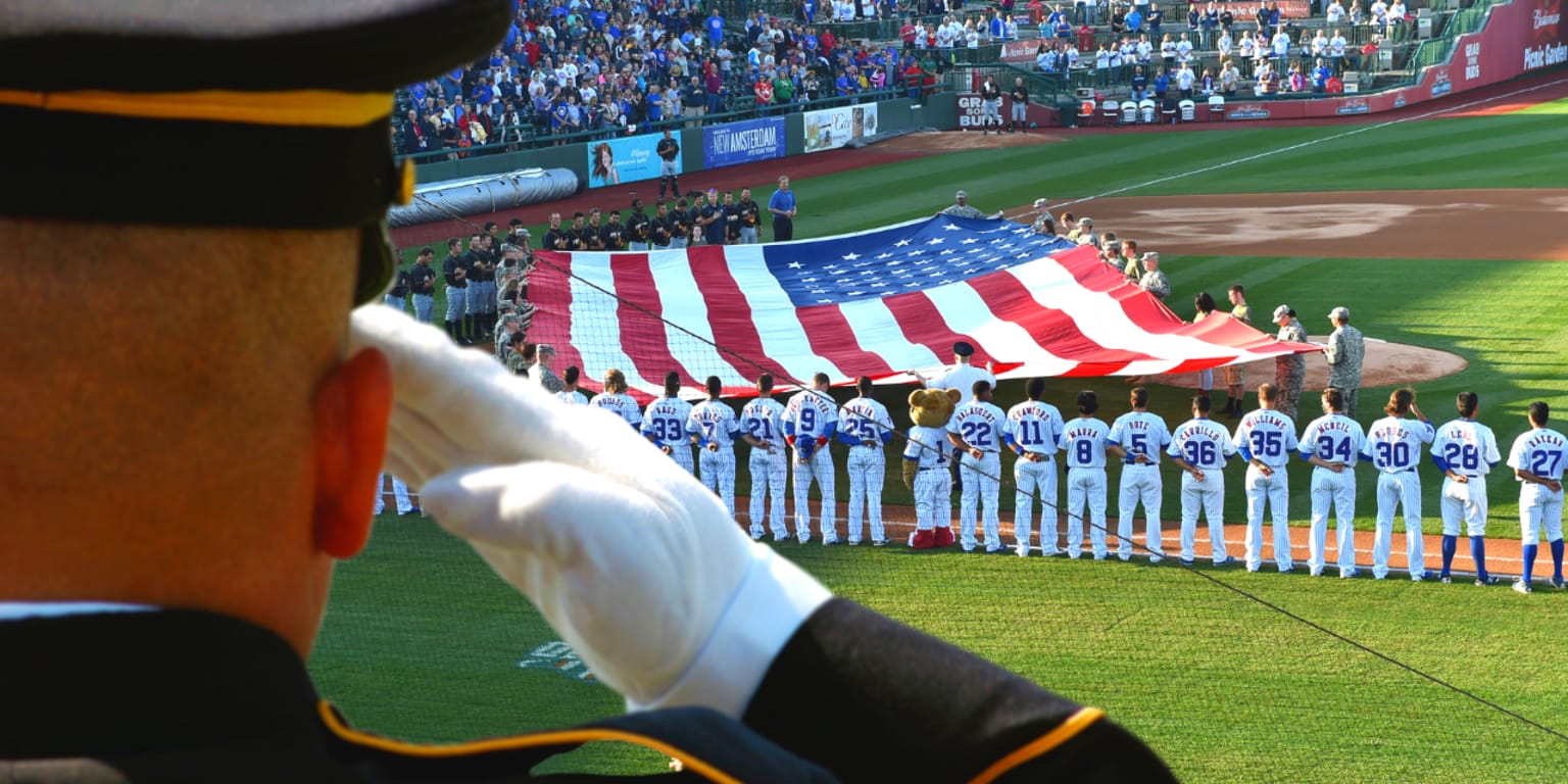 South Bend Cubs players visit Beacon Children's Hospital