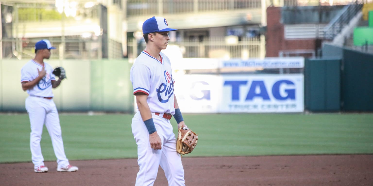 Dodgers Tip Redbirds in Extras in Series Opener | MiLB.com