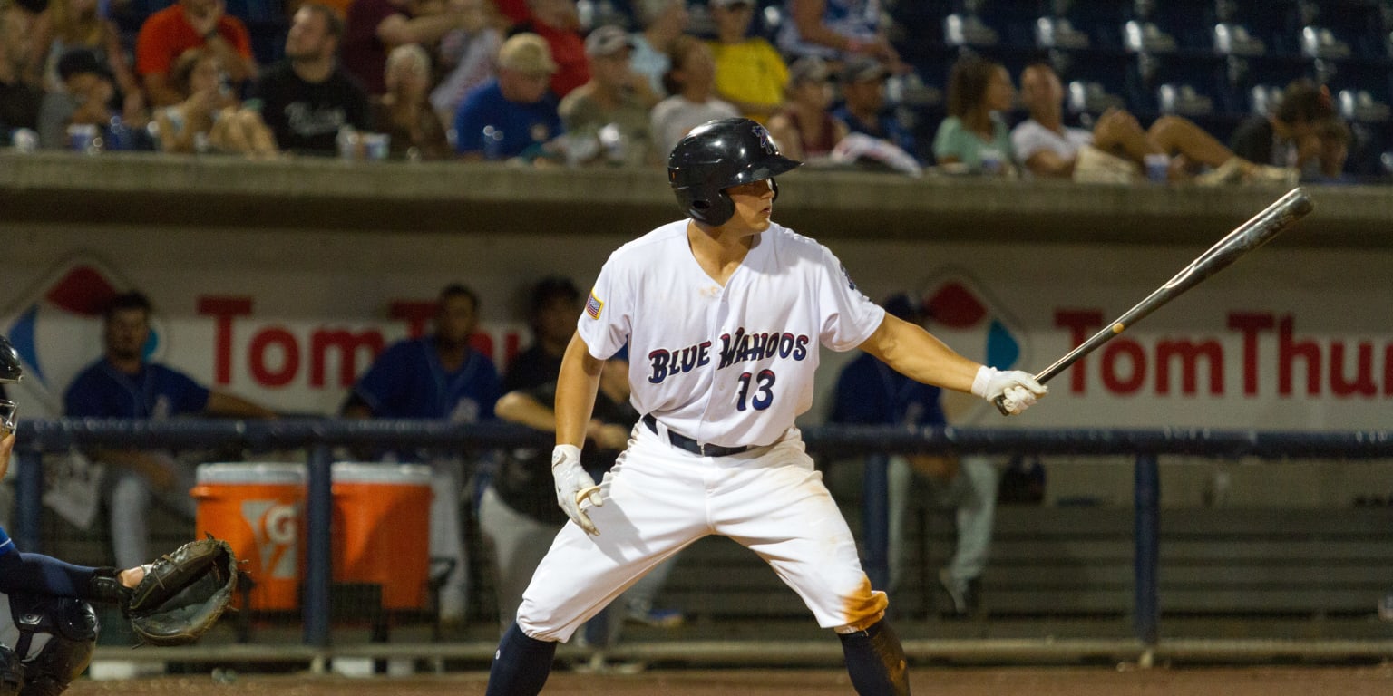 Six-Run Fourth Lifts Blue Wahoos To 10-3 Win Over Shuckers 