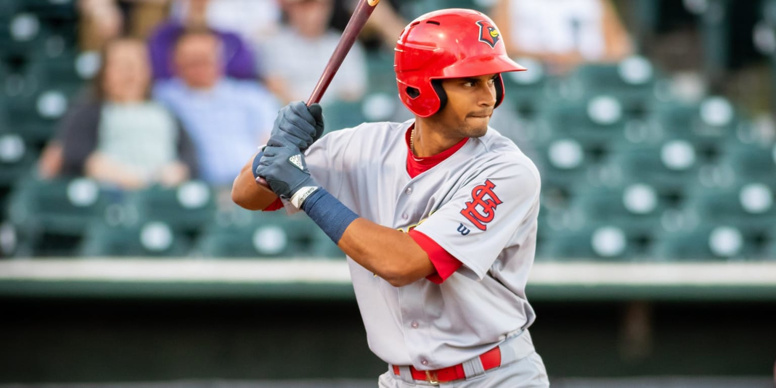 Óscar Mercado shines in first Cardinals start, 10 years after St. Louis  drafted him