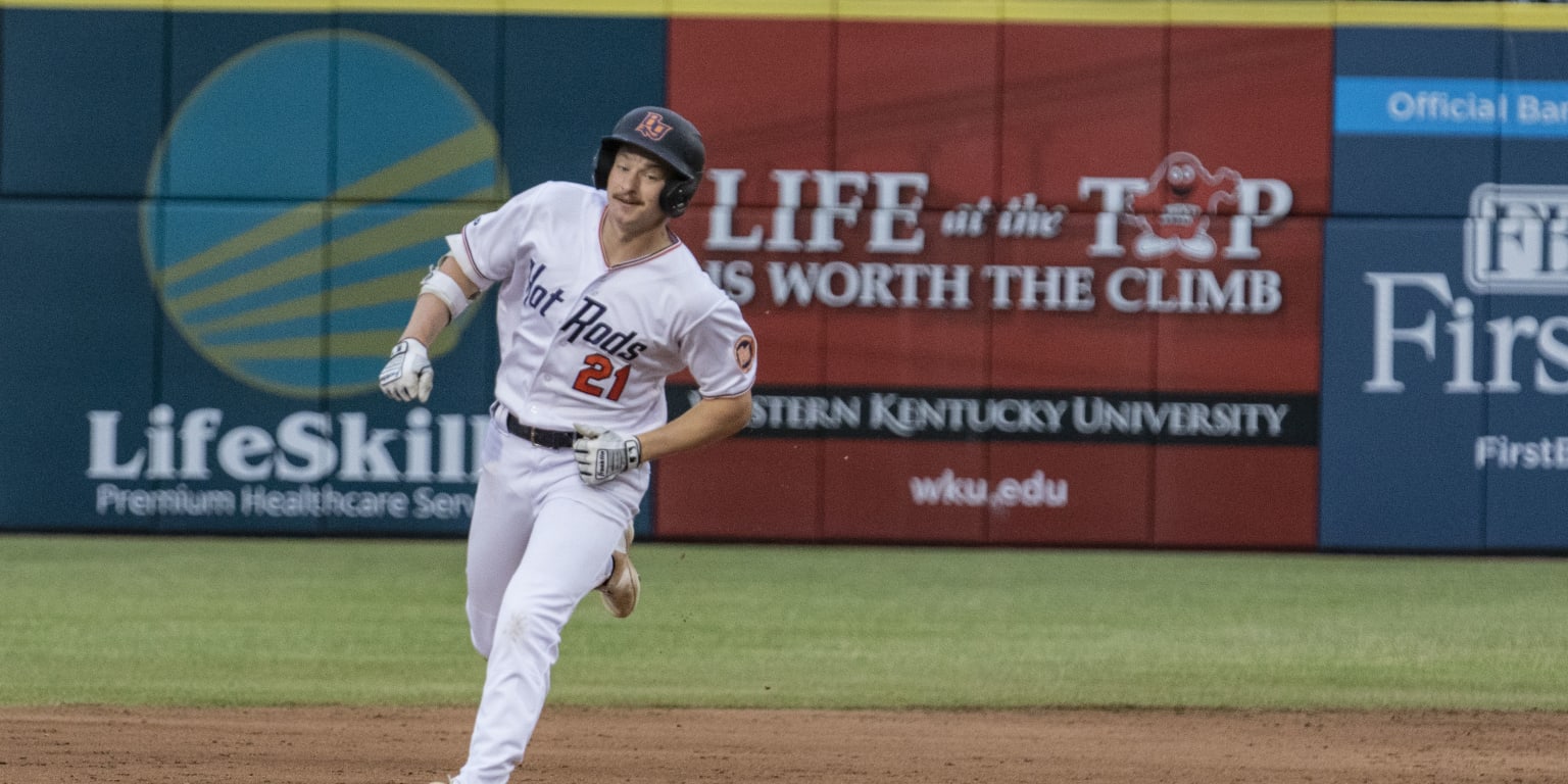 GALLERY: Bowling Green Hot Rods at Hickory Crawdads