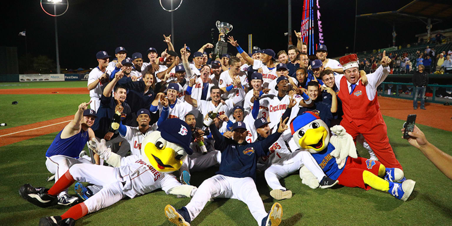 Brooklyn Cyclones rally to first outright NYPL title