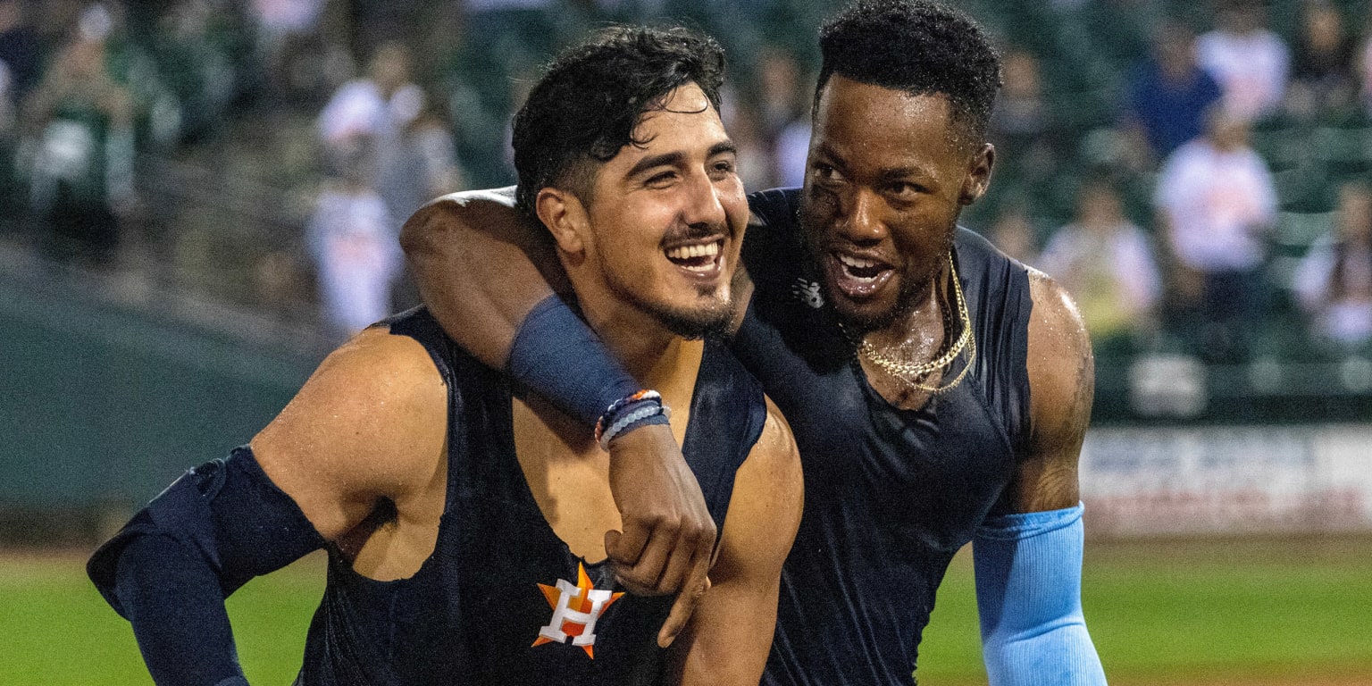 Team Rojas Rojas Runs Hooks to Walk-Off Win | MiLB.com