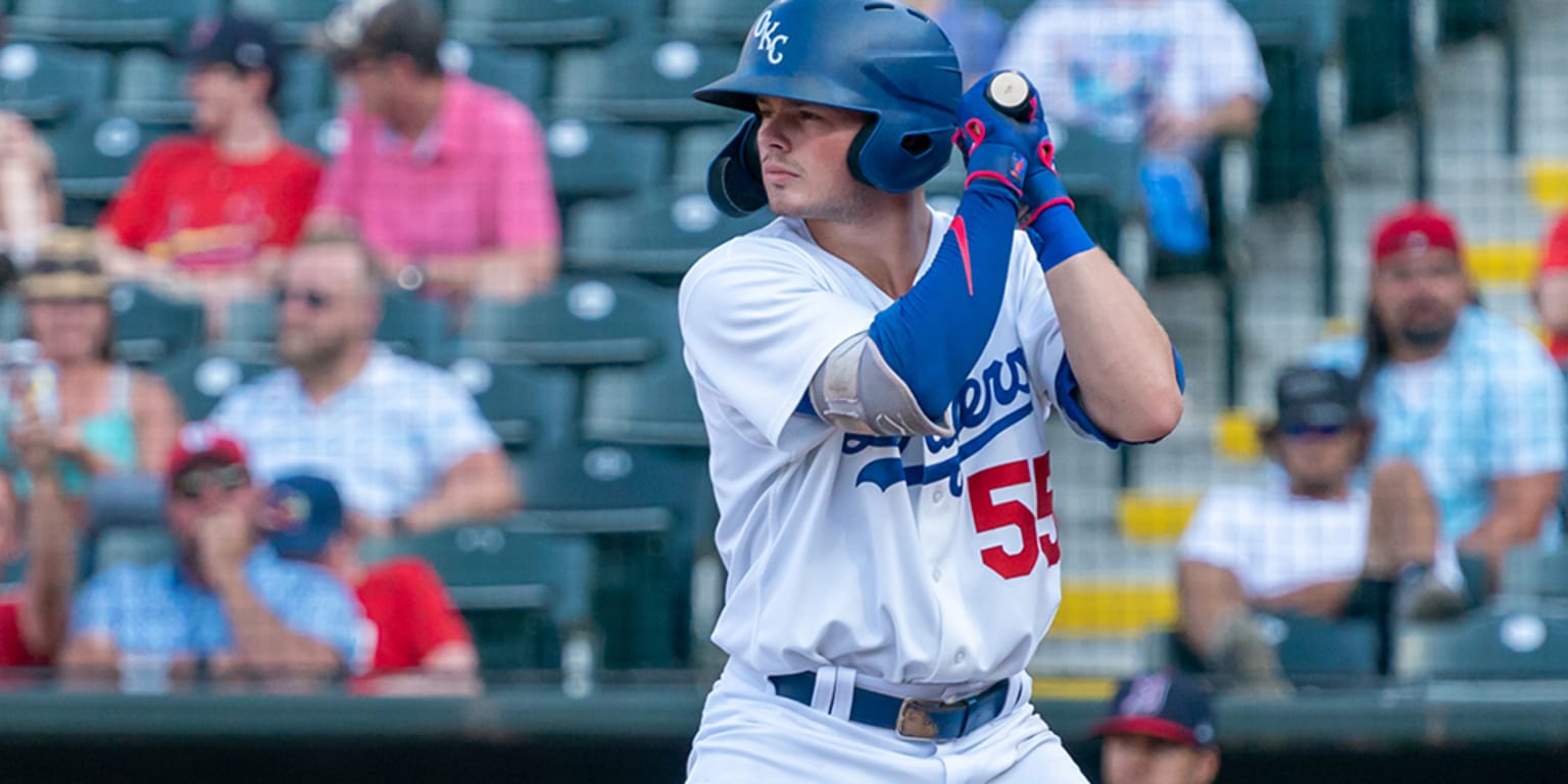 Dodgers call up high-ranked prospect Gavin Lux