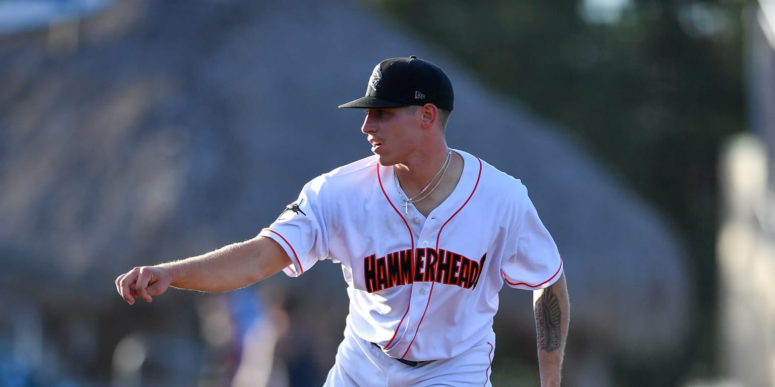 Cooper Joins Hammerheads, Earn 6th Straight Win