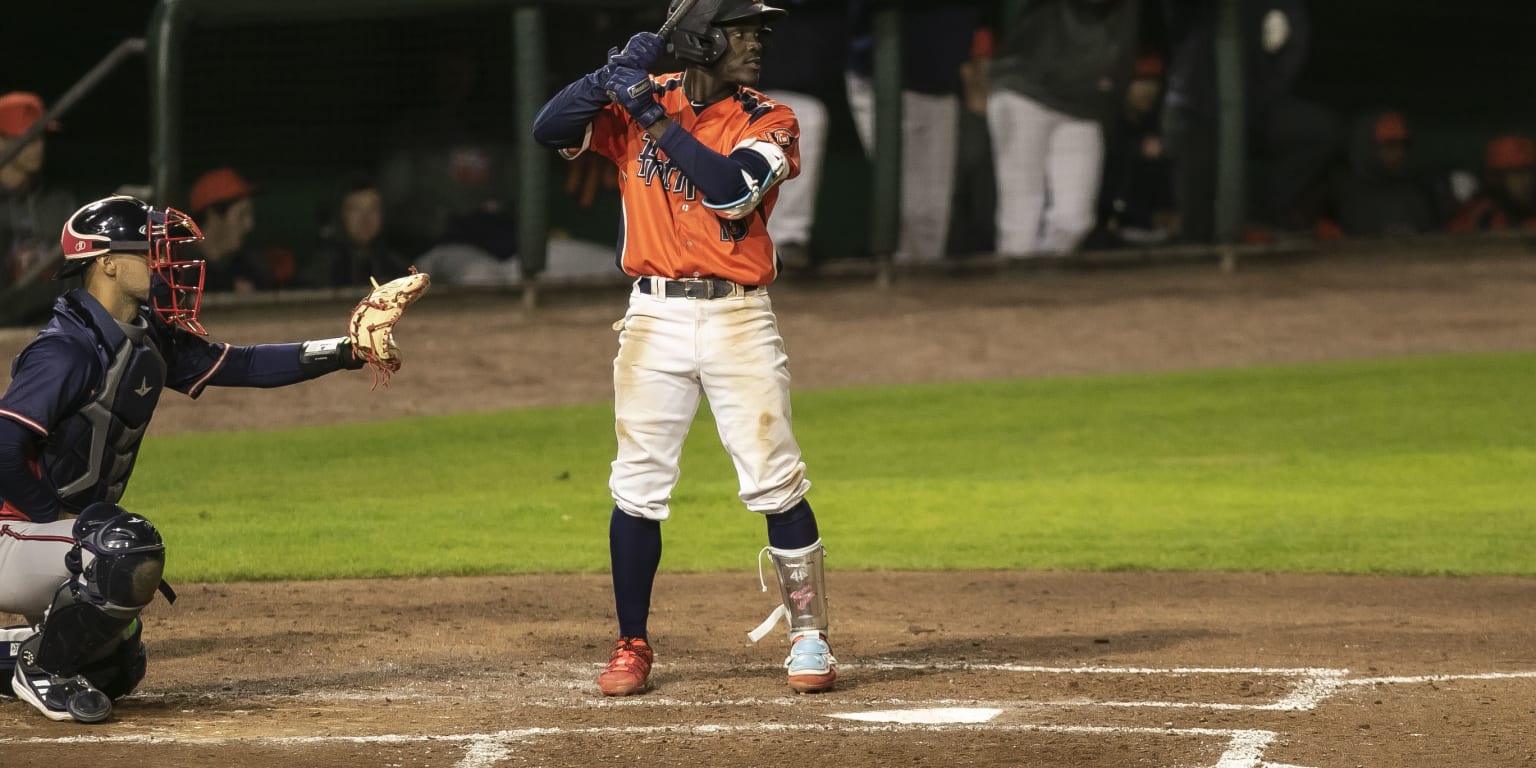 Hot Rods Win Division Series with Three Home Runs