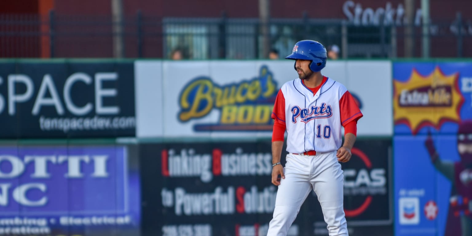 Former Arizona Wildcats baseball star Alfonso Rivas to make MLB