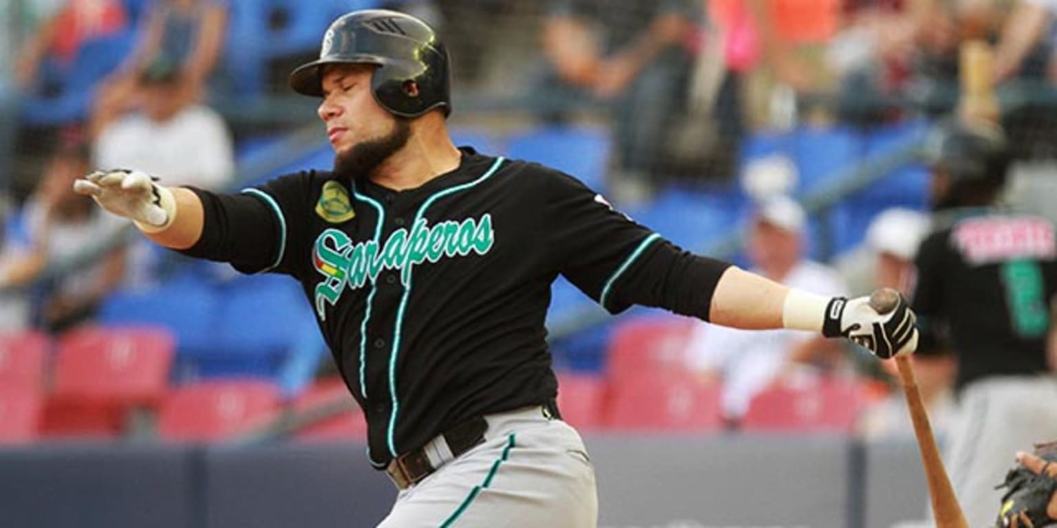 Jonathan Aceves se une a la manada de los campeones