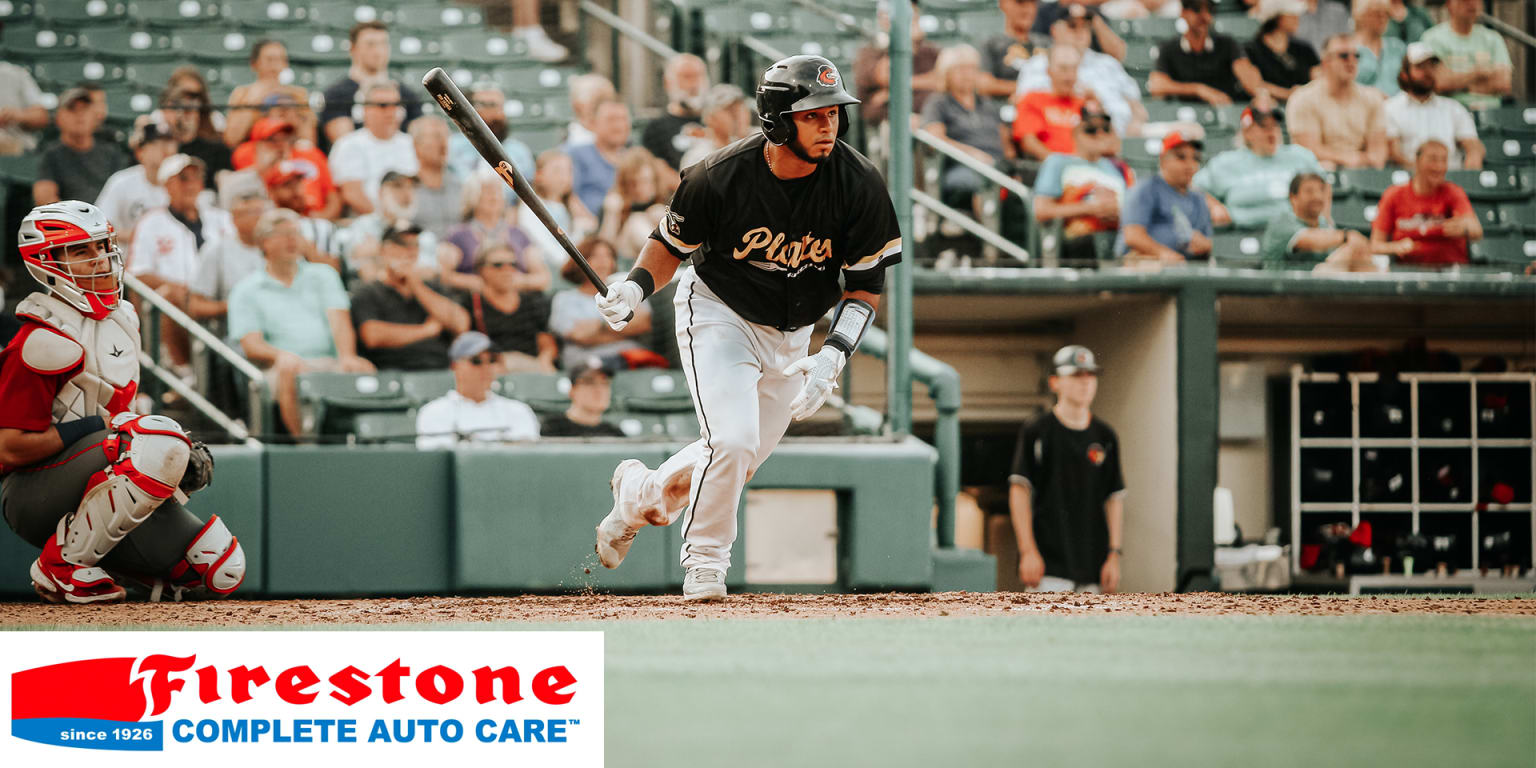Plates, 'Pigs split doubleheader Thursday - Vimarsana News