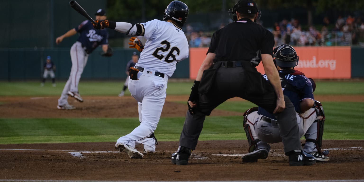 Six-run eighth inning propels Reno to 8-5 victory over Las Vegas