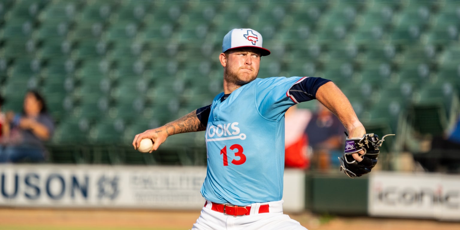 Hooks lose Game 1 versus Wichita Wind Surge 8-3