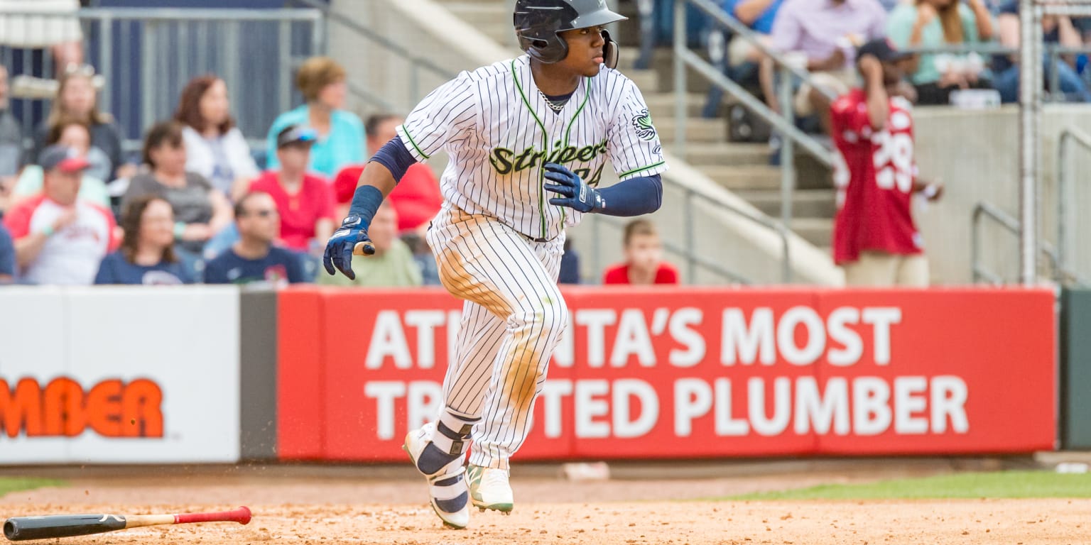 Atlanta Braves: Powerful Story of El Oso Blanco Evan Gattis