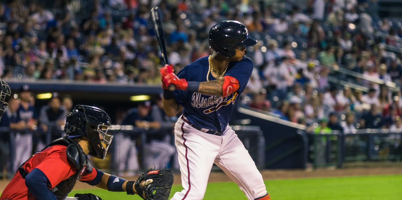 Late rally falls short in 7-6 loss to Shuckers on Thursday | MiLB.com