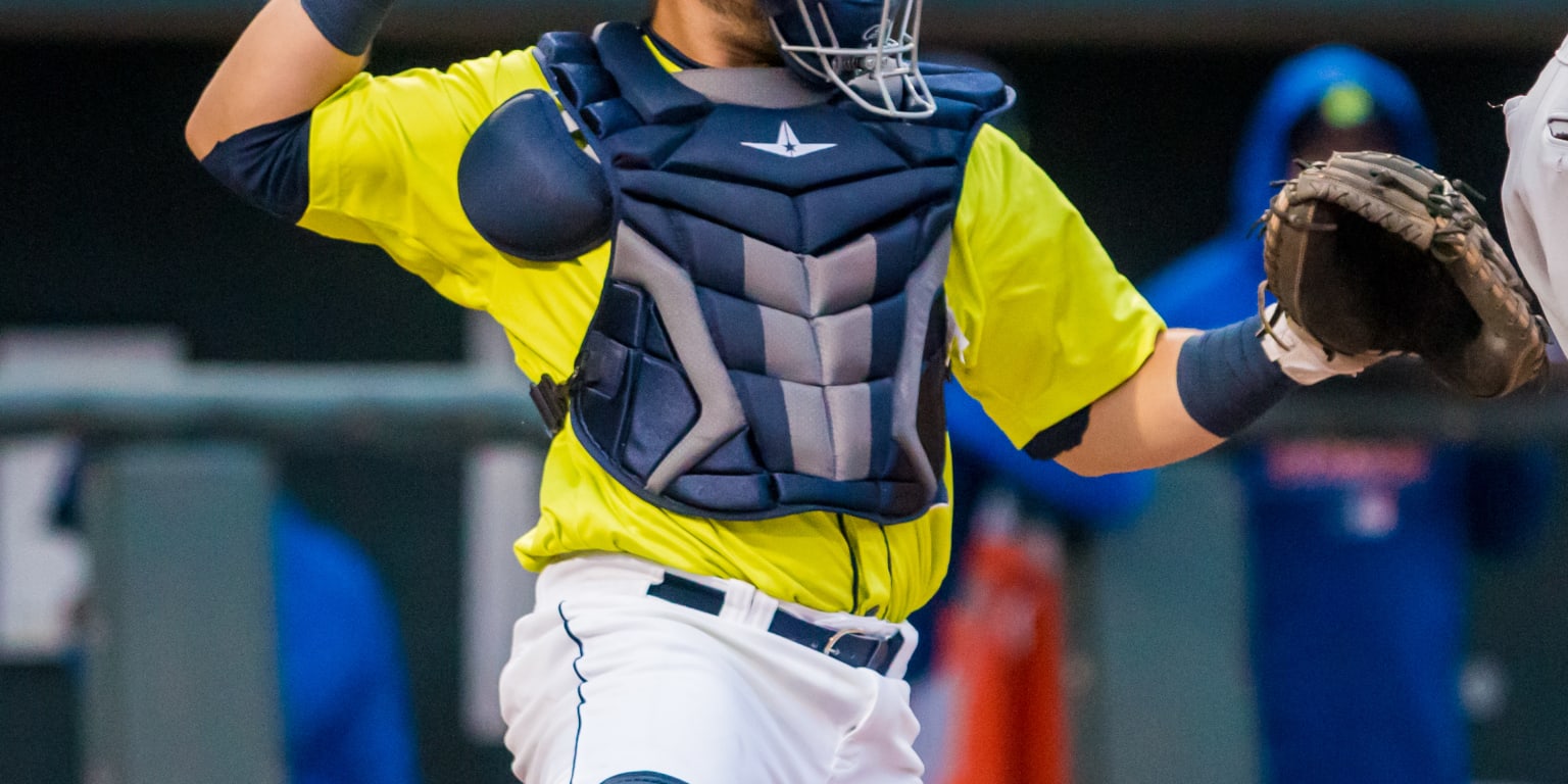 Manea Throws Out Two Baserunners Sunday