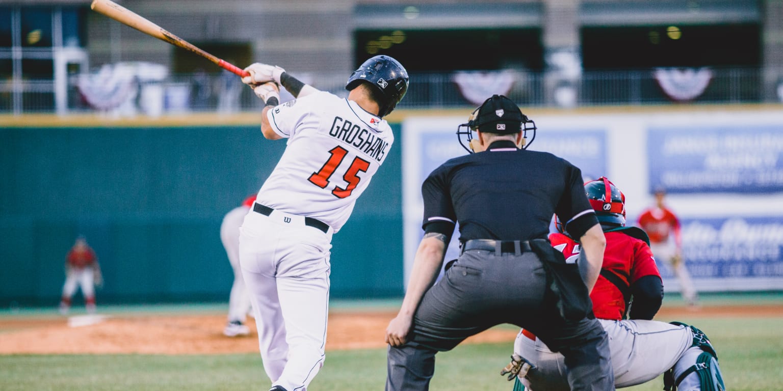 Lansing Lugnuts - The Blue Jays called up 2019 Lugnuts catcher