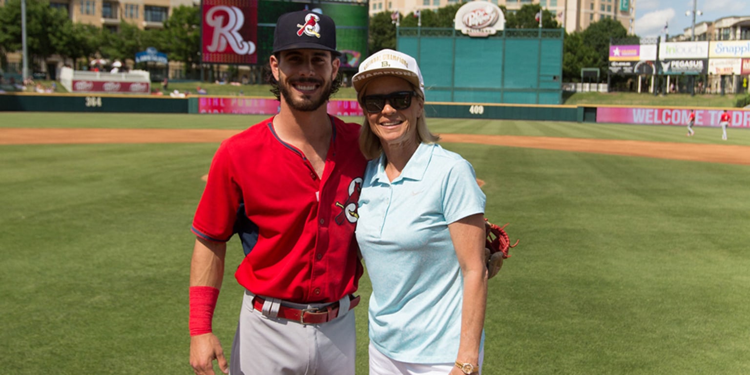 Cardinals' Kramer Robertson son of Baylor coach Kim Mulkey | MiLB.com