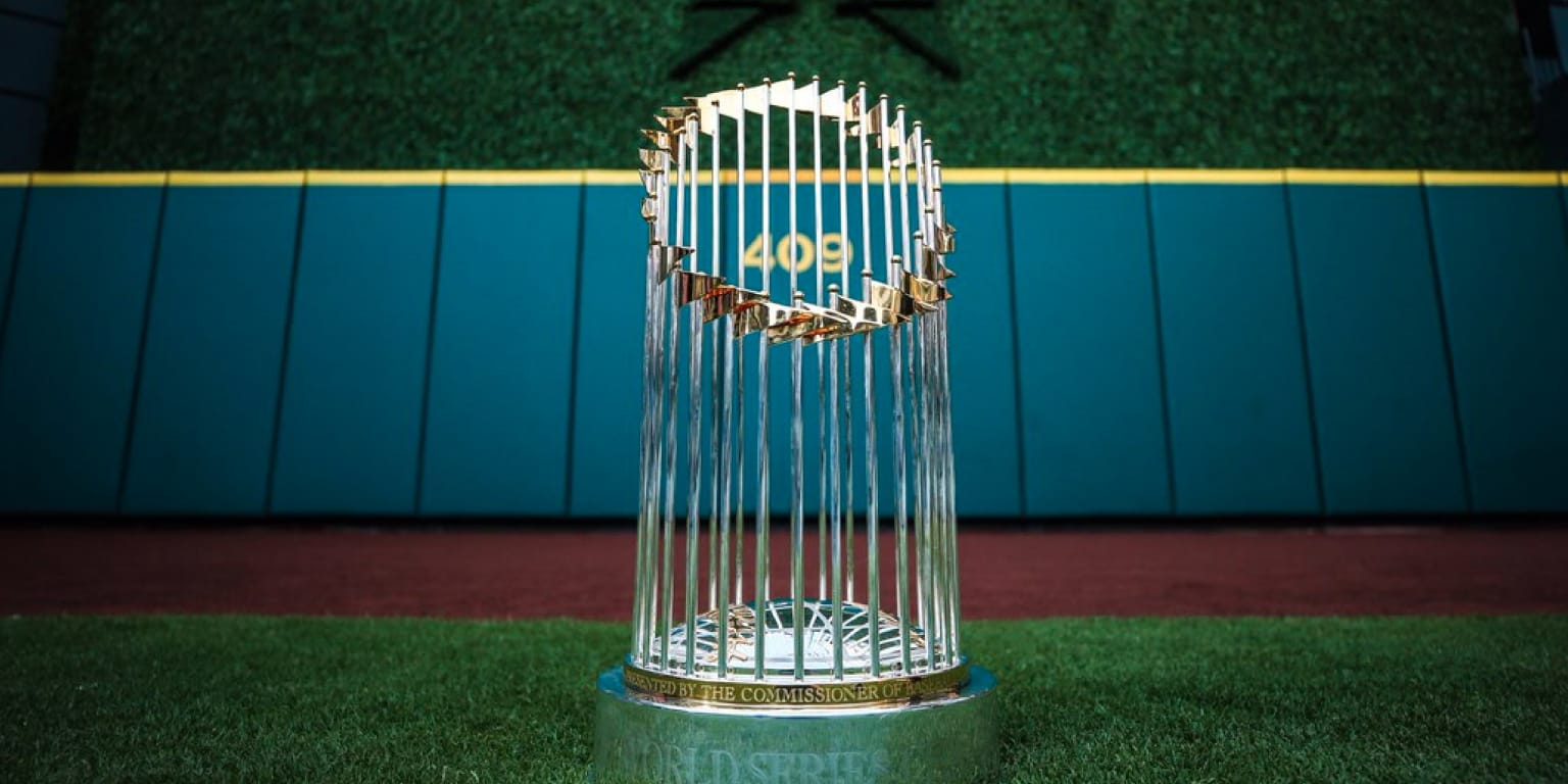 Astros Championship Trophy Tour visits Corpus Christi