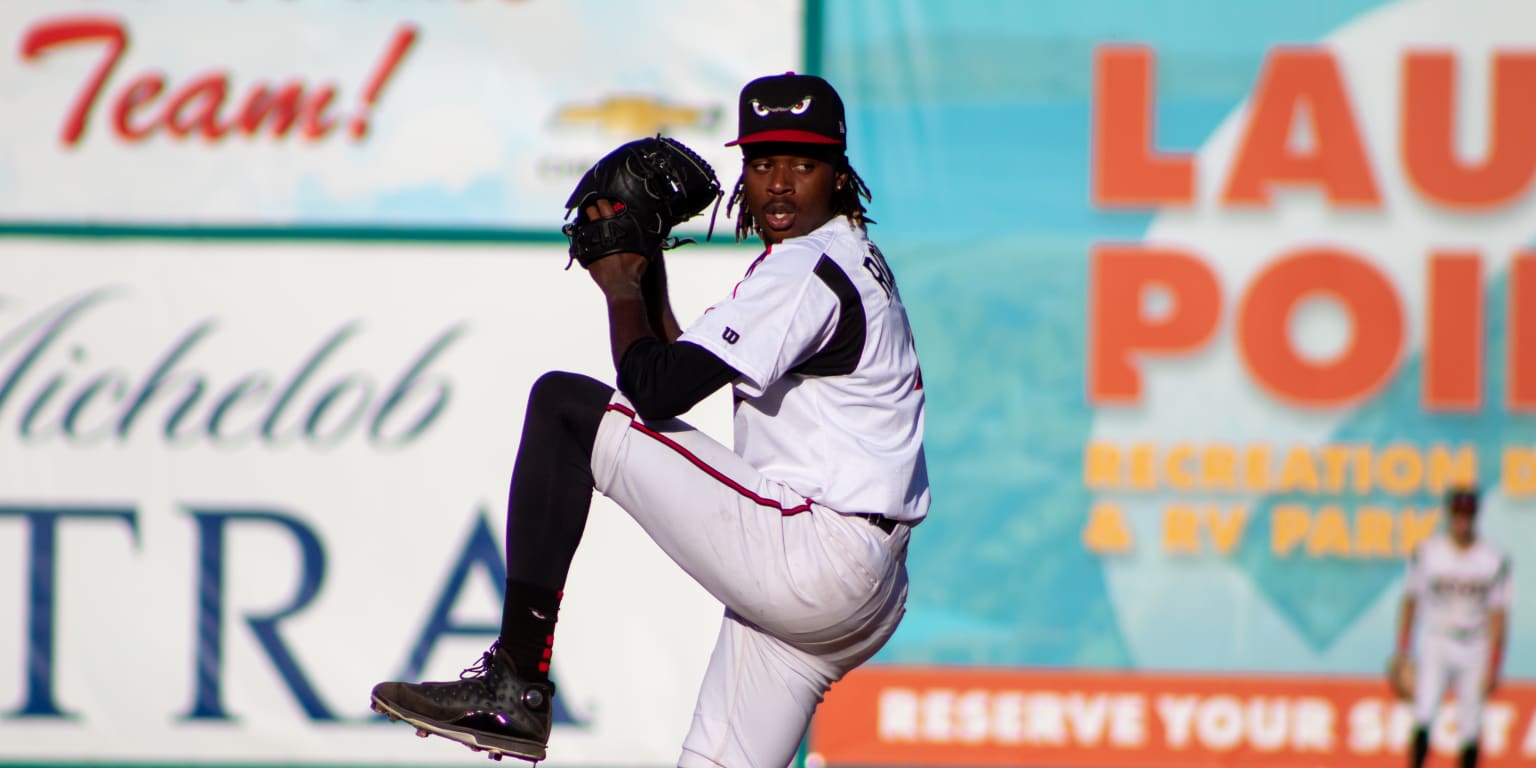 Lake Elsinore Storm Cruise to Victory Over Inland Empire 66ers Storm