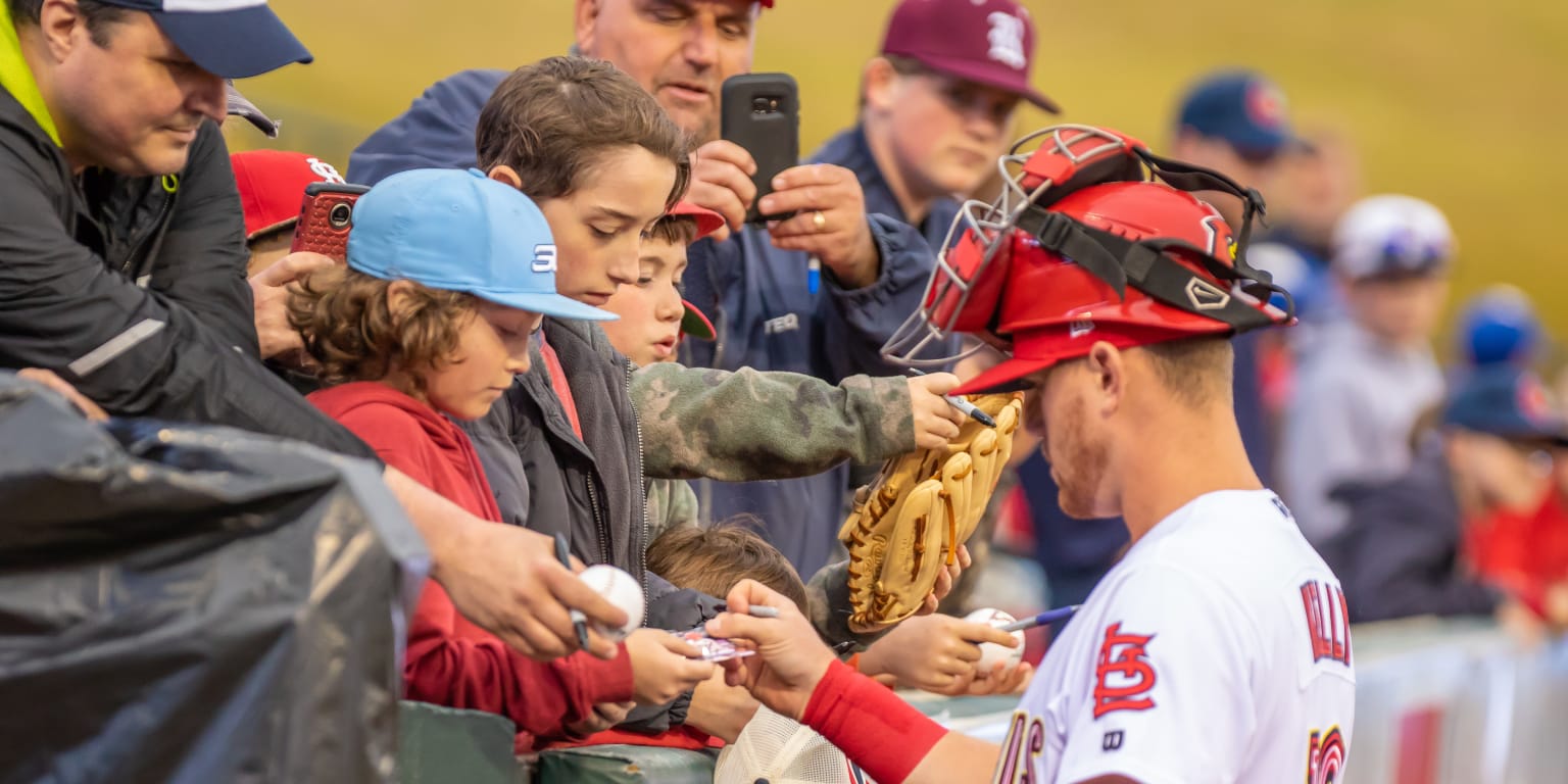 Grizzlies Night Highlights Redbirds' Final Homestand