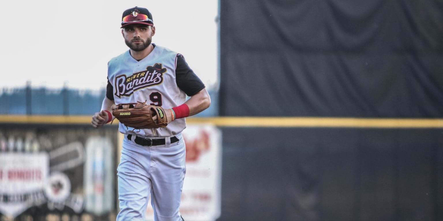 Yepez loves to hit in Peoria; meanwhile Chiefs drop a duel of rallies with  Kernels, 8-7