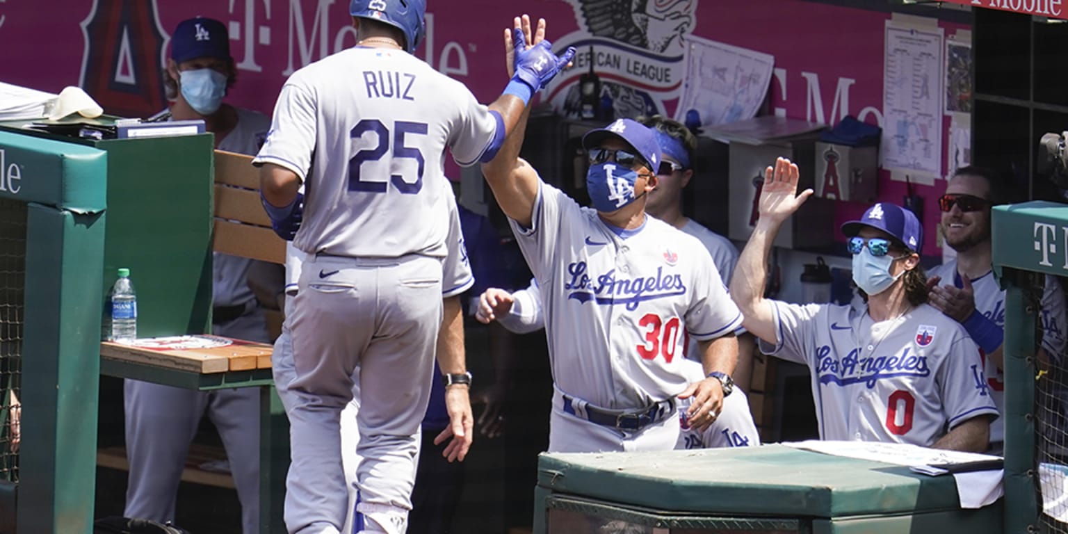 MLB roundup: Dodgers pull off sweep of Nats