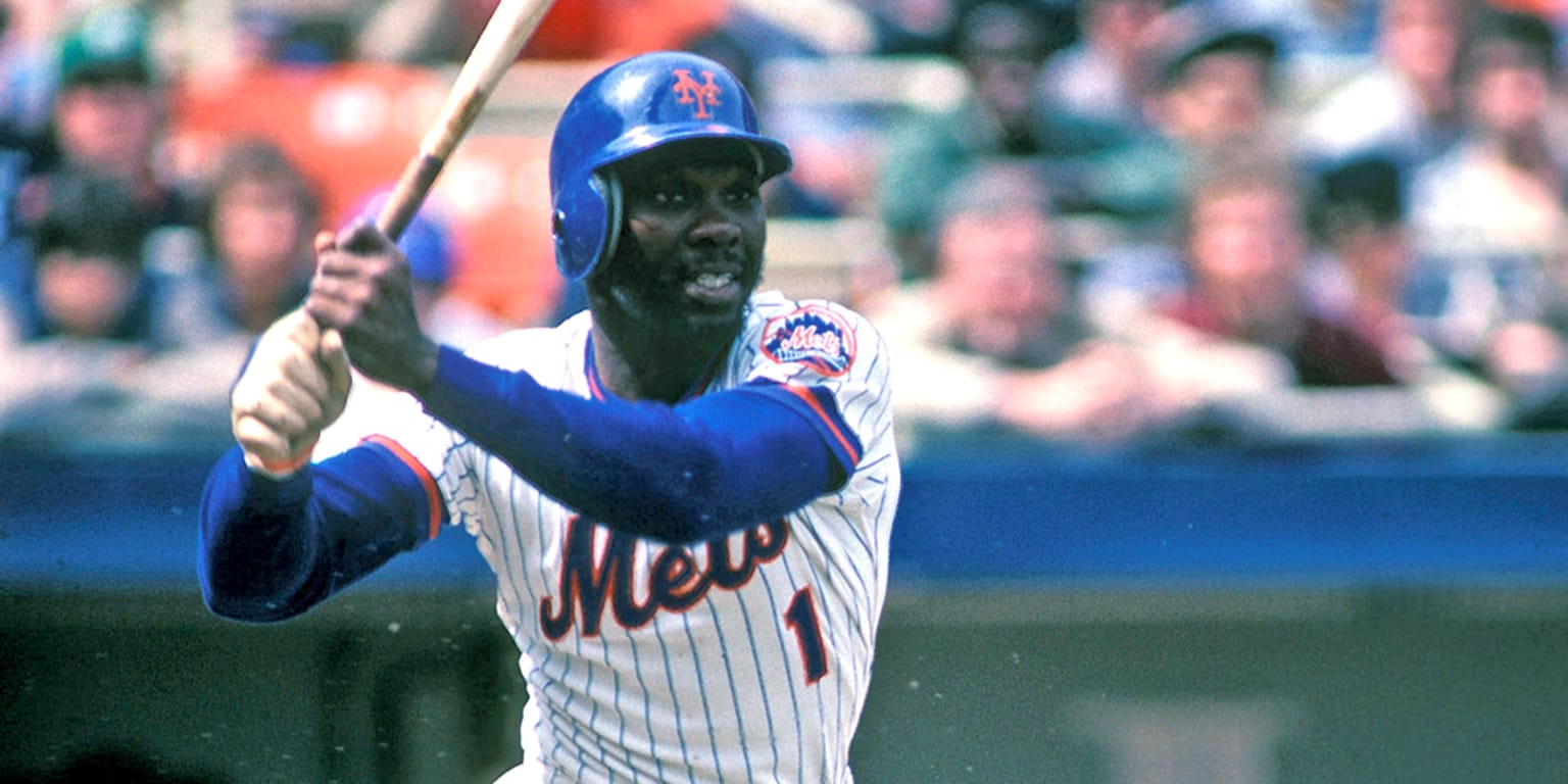 Syracuse Mets Opening Day: Mookie Wilson Autograph Session