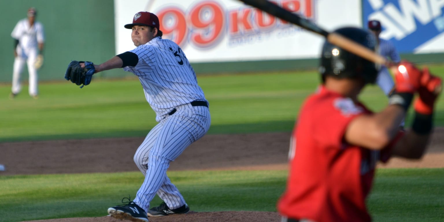 Bryar Blanks Voyagers To Finish Regular Season | MiLB.com