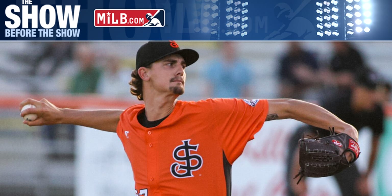 San Francisco Giants pitcher Sean Hjelle during a baseball game