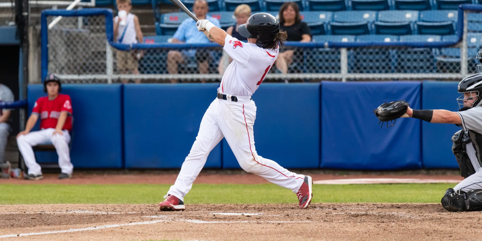 Fitzgerald Blast Edges Dash 1 0 Red Sox