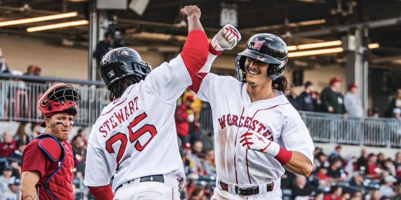 WooSox fall to Rochester Red Wings, 6-5 