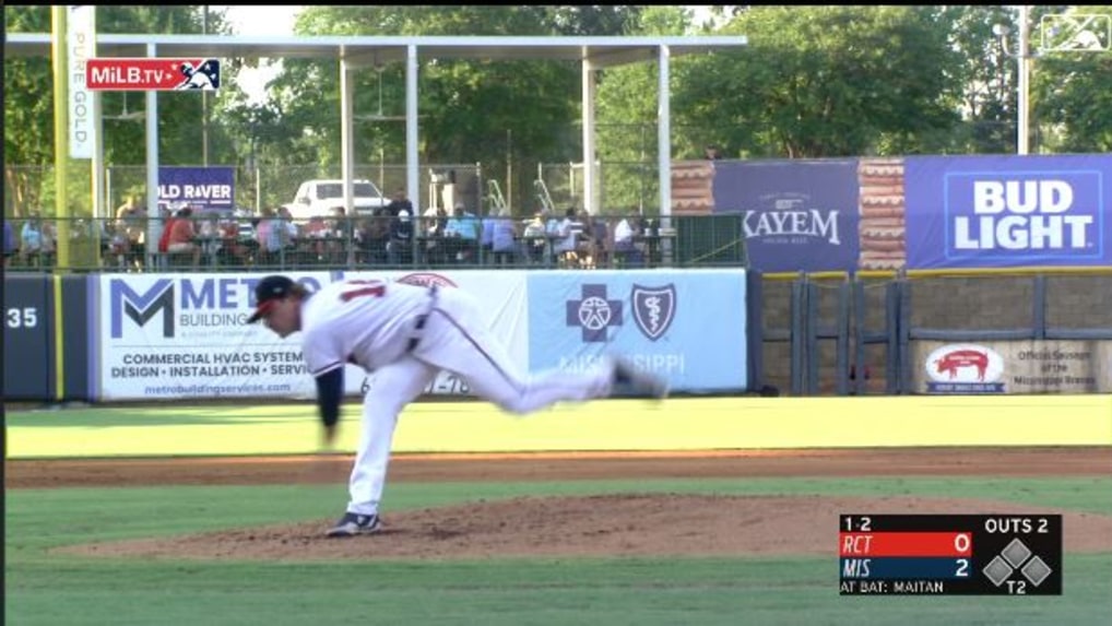 Vaughn Grissom beats the throw, 08/17/2022