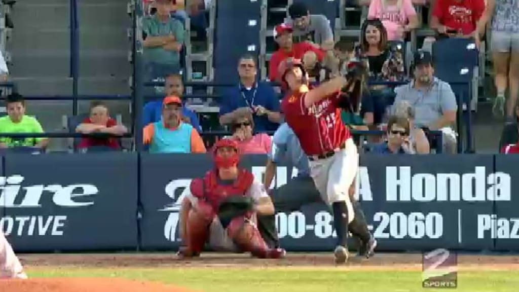 Ke'Bryan Hayes homers with dad Charlie watching in stands