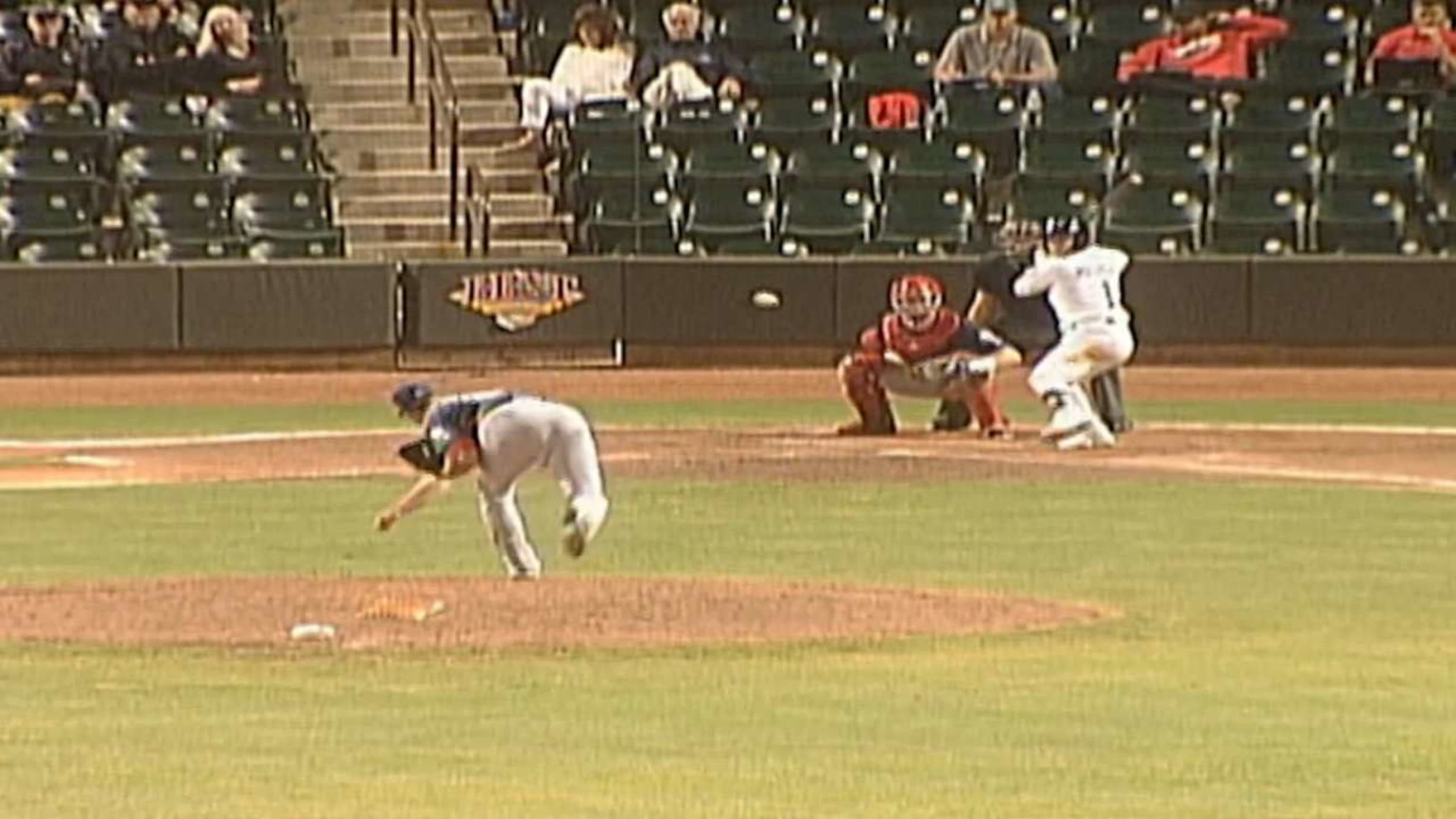 Luis Robert collects career-high four hits for Winston-Salem Dash