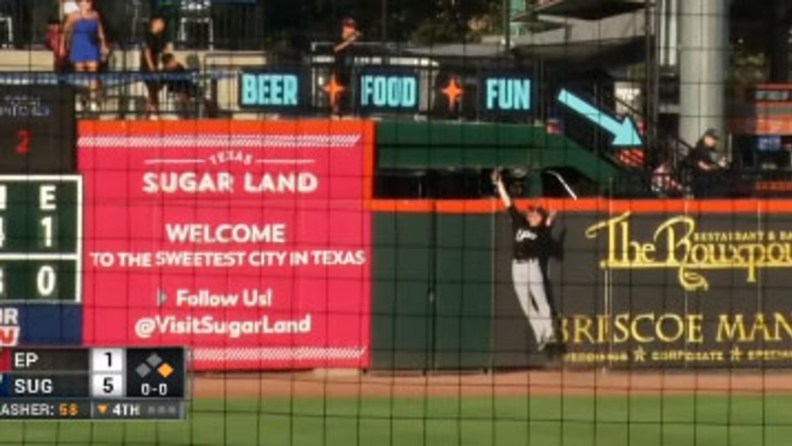 Kohlwey makes stellar grab | 07/10/2022 | Chihuahuas