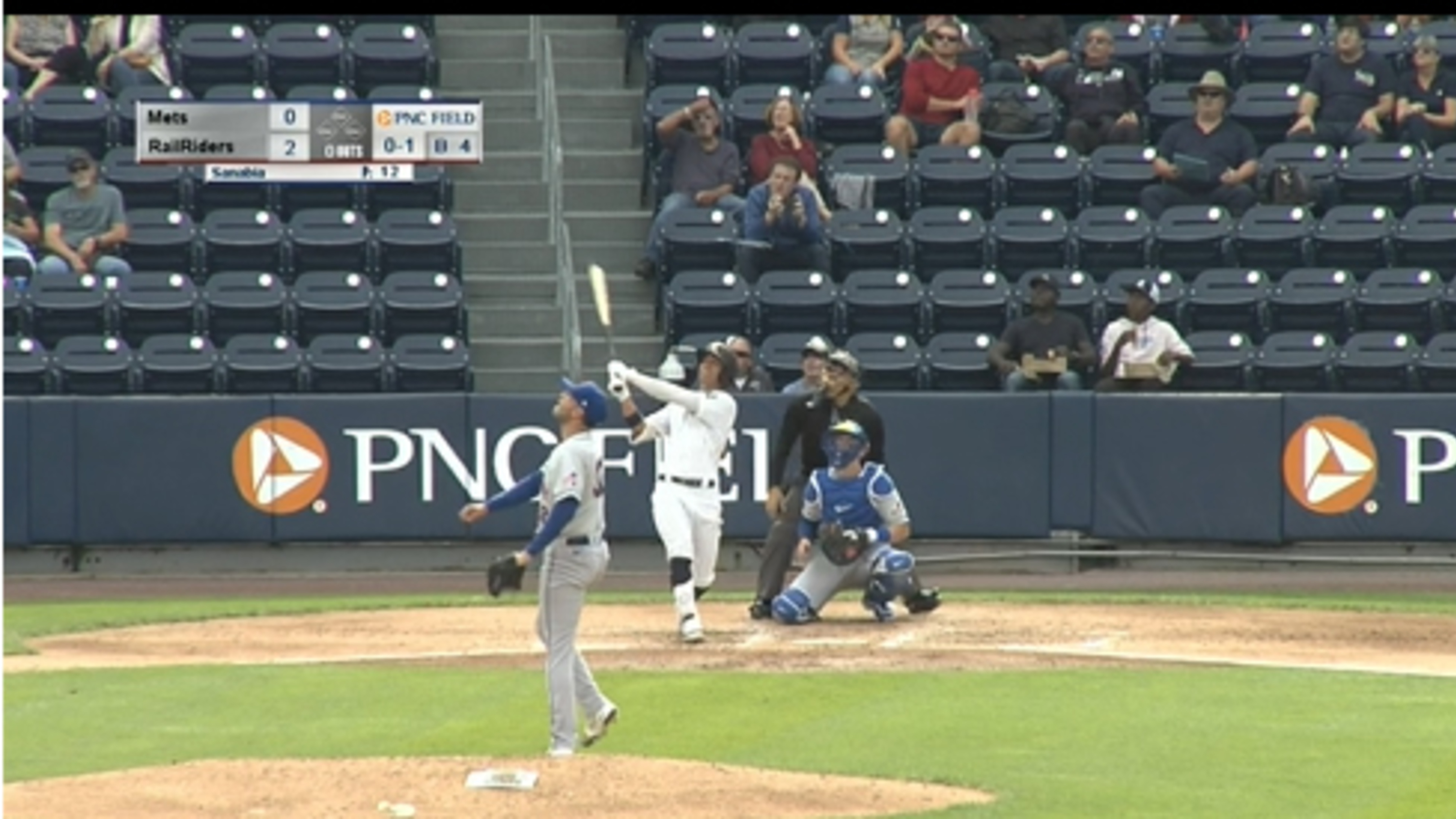 Oswaldo Cabrera's solo homer (1), 04/21/2023