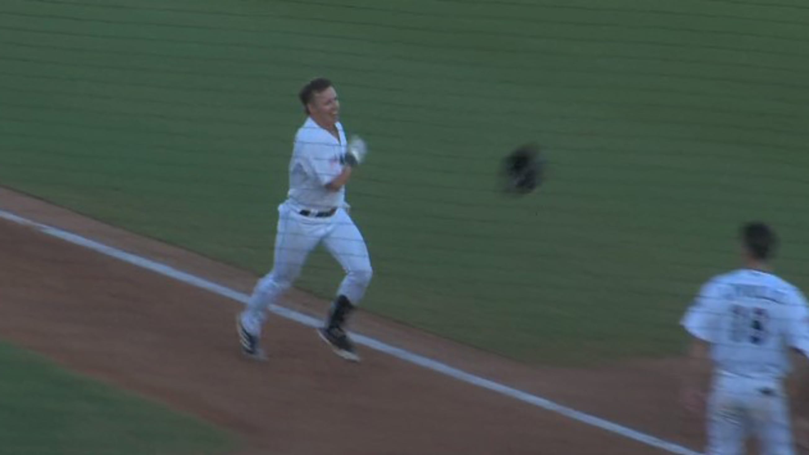 Blue Wahoos' Burdick launches walk-off homer hours after tropical storm