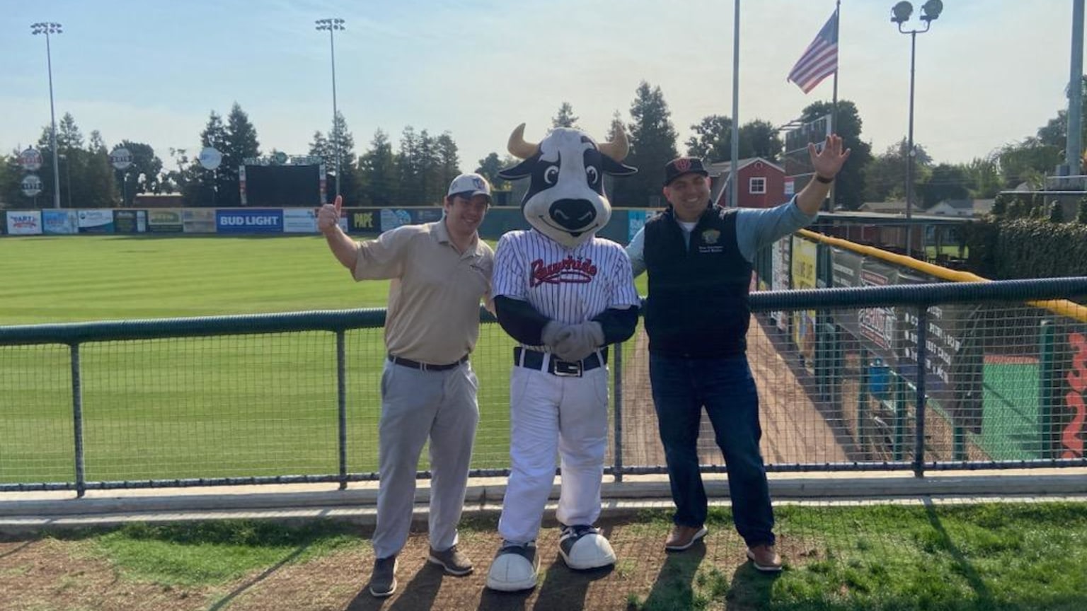 visalia-rawhide-milb-com